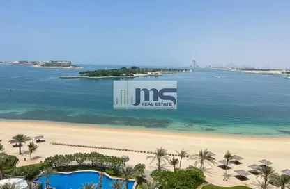 Apartment - 1 Bedroom - 2 Bathrooms for rent in Al Basri - Shoreline Apartments - Palm Jumeirah - Dubai