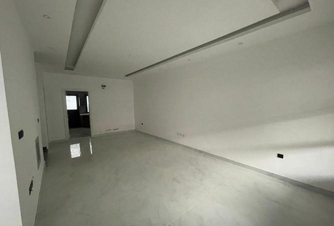 Rent in Al Yasmeen 1: For rent opposite the entrance to Al-Rahmaniyah ...