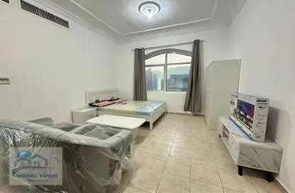 Apartment - 1 Bathroom for rent in Khalifa City A Villas - Khalifa City A - Khalifa City - Abu Dhabi