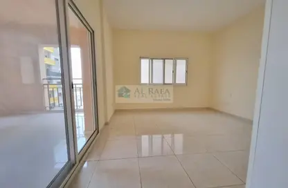 Apartment - 2 Bedrooms - 2 Bathrooms for rent in Zaki Building - Dubai Production City (IMPZ) - Dubai