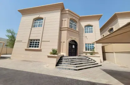 Villa - 5 Bedrooms - 7 Bathrooms for rent in Shakhbout City - Abu Dhabi