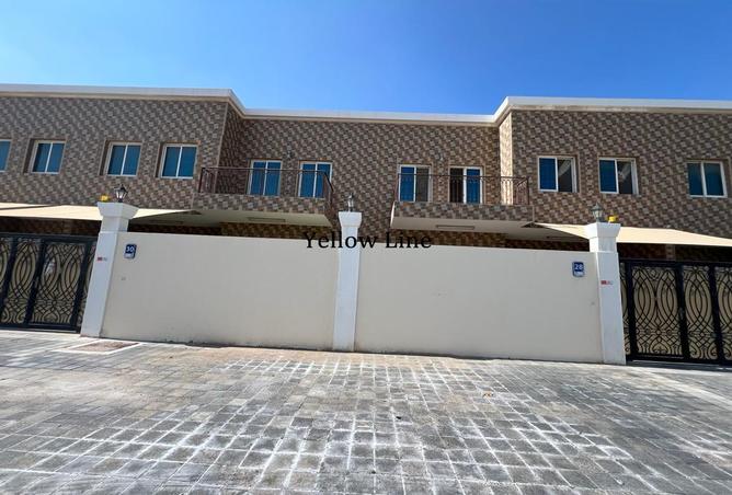 Villa for Rent in Khalifa City A: European Western Style 4MBR Villa Pvt ...