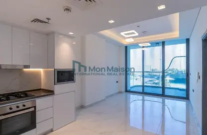 Apartment - 1 Bedroom - 2 Bathrooms for sale in Samana Park Views - Arjan - Dubai