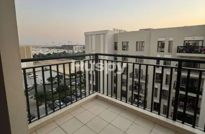 Apartment - 2 Bedrooms - 2 Bathrooms for sale in Hayat Boulevard-2A - Hayat Boulevard - Town Square - Dubai