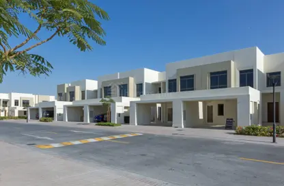 Townhouse - 3 Bedrooms - 3 Bathrooms for rent in Noor Townhouses - Town Square - Dubai