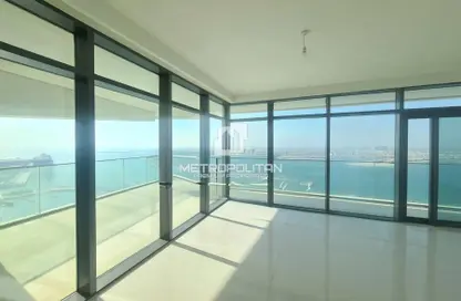 Apartment - 3 Bedrooms - 4 Bathrooms for sale in Beach Vista - EMAAR Beachfront - Dubai Harbour - Dubai