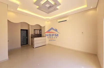 Apartment - Studio - 1 Bathroom for rent in Hadbat Al Zafranah - Muroor Area - Abu Dhabi