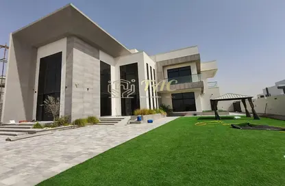 Villa - 5 Bedrooms - 7 Bathrooms for rent in Al Aweer 1 - Al Aweer - Dubai