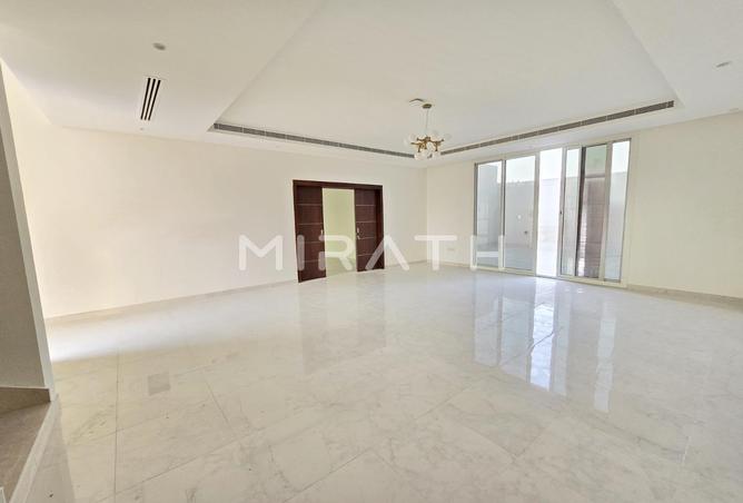 Villa - 7 Bedrooms - 7 Bathrooms for rent in Umm Suqeim 1 Villas - Umm Suqeim 1 - Umm Suqeim - Dubai