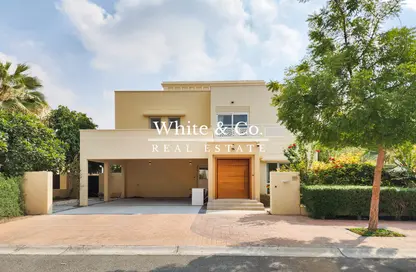 Villa - 4 Bedrooms - 4 Bathrooms for rent in Meadows 9 - Meadows - Dubai