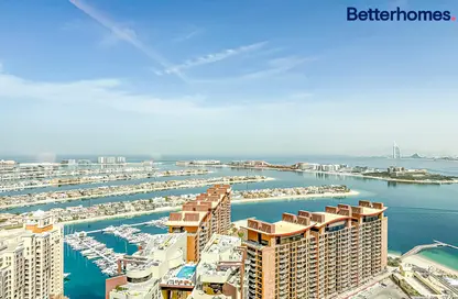 Apartment - Studio - 1 Bathroom for rent in The Palm Tower - Palm Jumeirah - Dubai