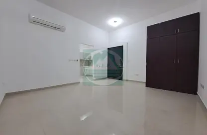 Apartment - 1 Bathroom for rent in Shakhbout City - Abu Dhabi