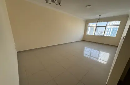 Apartment - 3 Bedrooms - 3 Bathrooms for rent in Al Hafeet Tower - Al Khan - Sharjah