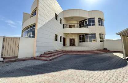 Villa - 5 Bedrooms - 6 Bathrooms for rent in Al Owainah - Falaj Hazzaa - Al Ain