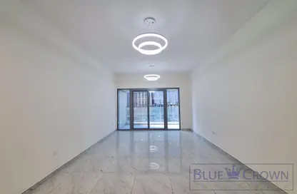 Apartment - 1 Bedroom - 2 Bathrooms for rent in Titanium Tower - Al Karama - Dubai