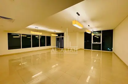 Apartment - 4 Bedrooms - 6 Bathrooms for rent in Marina Sunset Bay - The Marina - Abu Dhabi