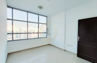 Office Space - Studio - 3 Bathrooms for rent in Hai Qesaidah - Central District - Al Ain