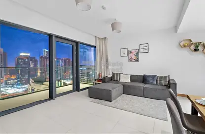 Apartment - 1 Bedroom - 2 Bathrooms for sale in Vida Residences Dubai Marina - Dubai Marina - Dubai