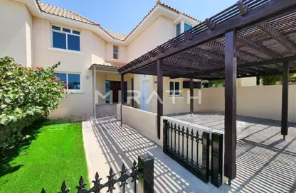 Villa - 4 Bedrooms - 4 Bathrooms for rent in Umm Suqeim 1 Villas - Umm Suqeim 1 - Umm Suqeim - Dubai