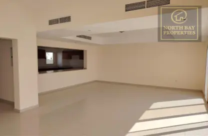 Villa - 3 Bedrooms - 3 Bathrooms for rent in The Townhouses at Al Hamra Village - Al Hamra Village - Ras Al Khaimah