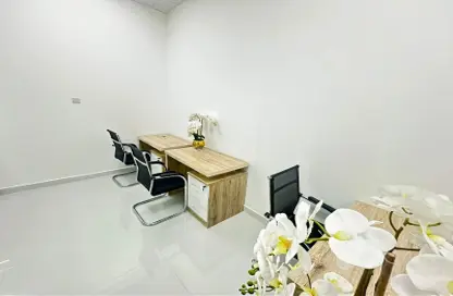 Business Centre - Studio - 1 Bathroom for rent in Red Avenue - Al Garhoud - Dubai