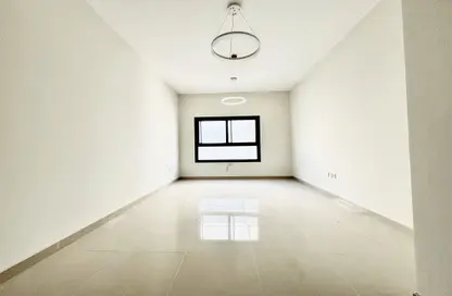 Apartment - 1 Bedroom - 2 Bathrooms for rent in Muweileh Community - Muwaileh Commercial - Sharjah