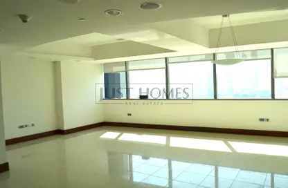 Apartment - 2 Bedrooms - 2 Bathrooms for rent in Jumeirah Living - World Trade Centre Residence - World Trade Center - Dubai