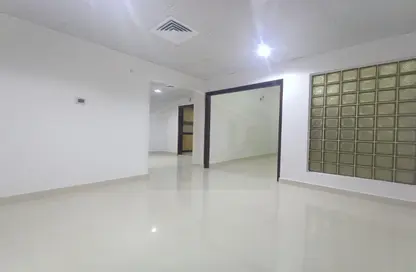 Office Space - Studio - 3 Bathrooms for rent in White Swan Building - Sheikh Zayed Road - Dubai