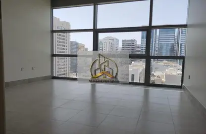 Apartment - 3 Bedrooms - 3 Bathrooms for rent in Al Najda Street - Abu Dhabi