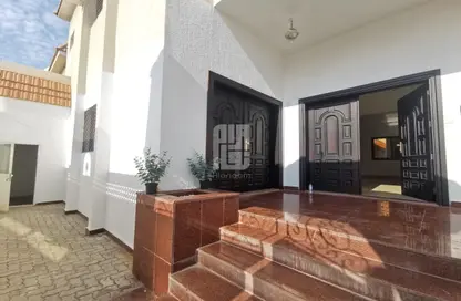 Villa - 5 Bedrooms - 6 Bathrooms for rent in Muroor Area - Abu Dhabi