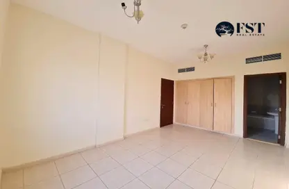 Apartment - 1 Bedroom - 2 Bathrooms for rent in IC1-EMR-22 - Emirates Cluster - International City - Dubai