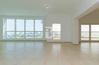 Empty Room image for: Apartment - 4 Bedrooms - 4 Bathrooms for rent in Khalidiya Tower A - Khalidiya Twin Towers - Al Khalidiya - Abu Dhabi, Image 1