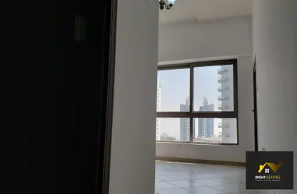 Apartment - 1 Bedroom - 2 Bathrooms for rent in Al Shafar Tower - Barsha Heights (Tecom) - Dubai