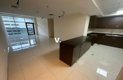 Apartment - 2 Bedrooms - 3 Bathrooms for rent in Duja Tower - Sheikh Zayed Road - Dubai