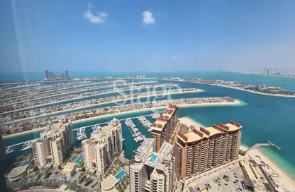 Apartment - 1 Bedroom - 1 Bathroom for rent in The Palm Tower - Palm Jumeirah - Dubai