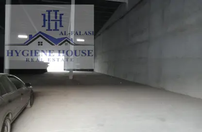 Warehouse - Studio - 4 Bathrooms for rent in Ajman Gate Tower - Ajman Industrial 2 - Ajman Industrial Area - Ajman