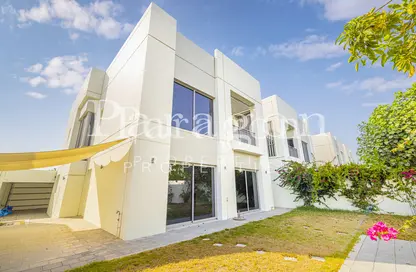 Villa - 5 Bedrooms - 5 Bathrooms for rent in Umm Suqeim 1 Villas - Umm Suqeim 1 - Umm Suqeim - Dubai