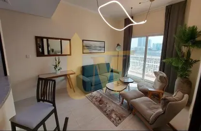 Apartment - 1 Bedroom - 1 Bathroom for sale in Mazaya 27 - Queue Point - Dubai Land - Dubai