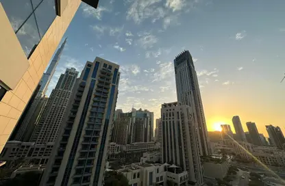 Apartment - 1 Bedroom - 2 Bathrooms for rent in Bahwan Tower Downtown - Downtown Dubai - Dubai