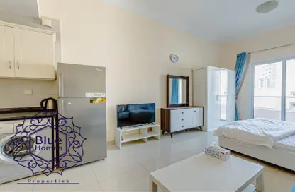 Apartment - 1 Bathroom for rent in Orchidea Building - Jumeirah Village Circle - Dubai