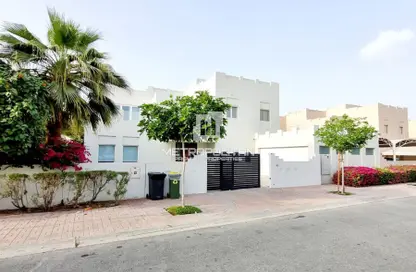 Villa - 6 Bedrooms - 5 Bathrooms for sale in Meadows 7 - Meadows - Dubai