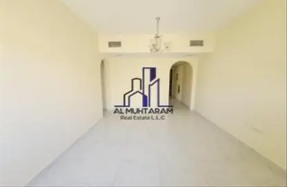 Apartment - 2 Bedrooms - 2 Bathrooms for rent in Hajar Building - Muwaileh Commercial - Sharjah