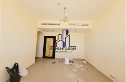 Apartment - 2 Bedrooms - 2 Bathrooms for rent in Al Sajaa S - Al Sajaa - Sharjah