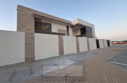 Villa - 6 Bedrooms for rent in Mohamed Bin Zayed Centre - Mohamed Bin Zayed City - Abu Dhabi