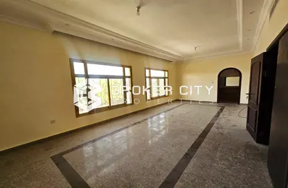 Apartment - 4 Bedrooms - 5 Bathrooms for rent in Muroor Area - Abu Dhabi