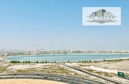 Apartment - 2 Bedrooms - 4 Bathrooms for rent in Al Mamzar Tower - Al Mamzar - Sharjah - Sharjah