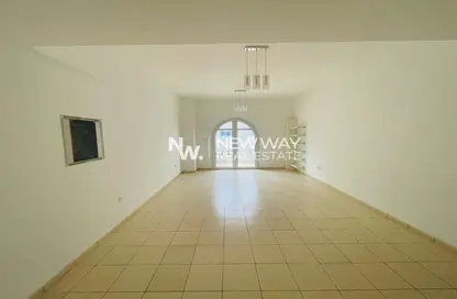 Apartment - 1 Bedroom - 2 Bathrooms for rent in Autumn - Seasons Community - Jumeirah Village Circle - Dubai