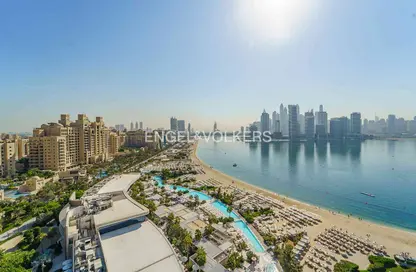 Apartment - 2 Bedrooms - 3 Bathrooms for sale in Oceana Southern - Oceana - Palm Jumeirah - Dubai