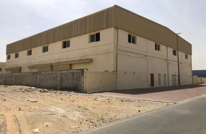 Whole Building - Studio for rent in Al Sajaa - Sharjah