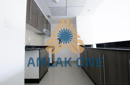 Apartment - 1 Bedroom - 2 Bathrooms for sale in Tower 32 - Al Reef Downtown - Al Reef - Abu Dhabi